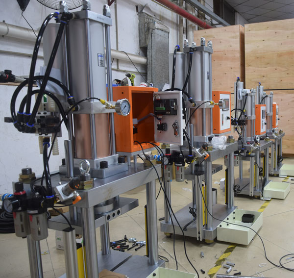 氣液增壓缸停機(jī)步驟